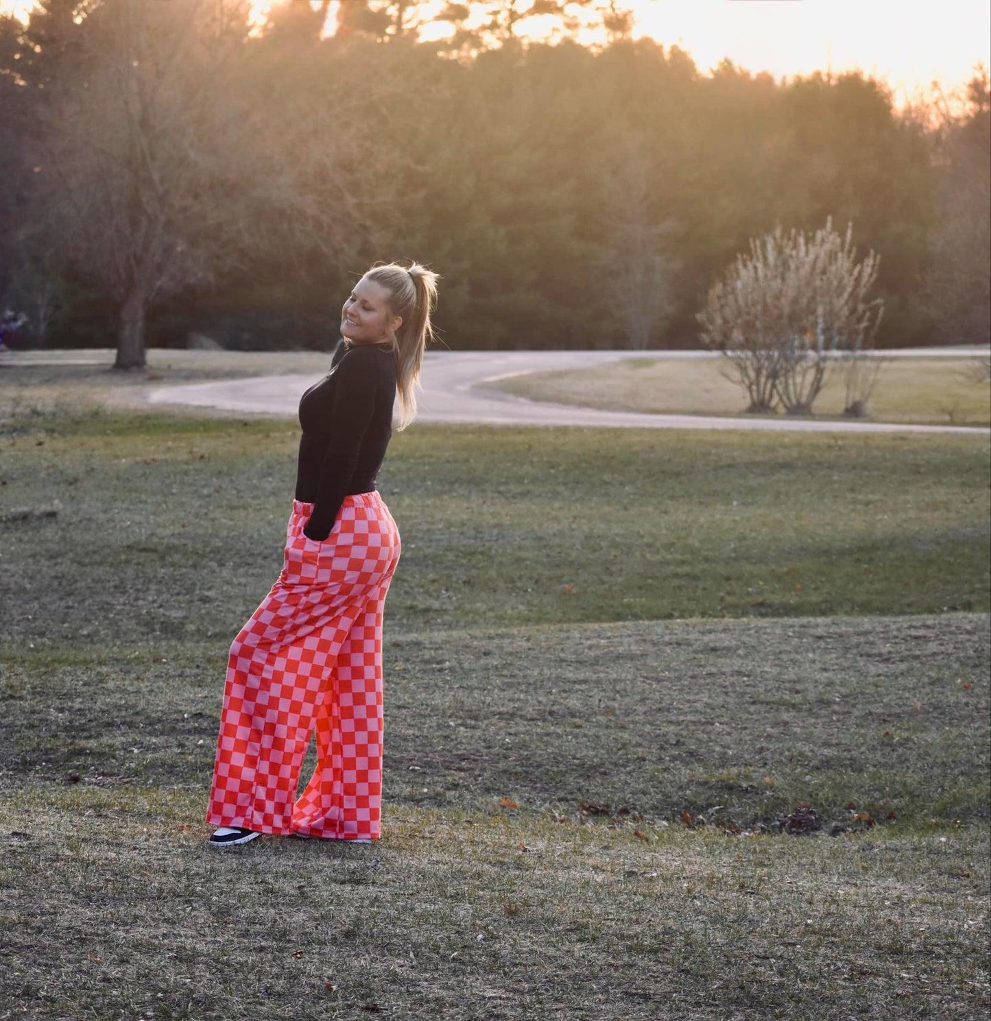 HIGH WAIST CHECKERED STRAIGHT LEG KNIT PANTS