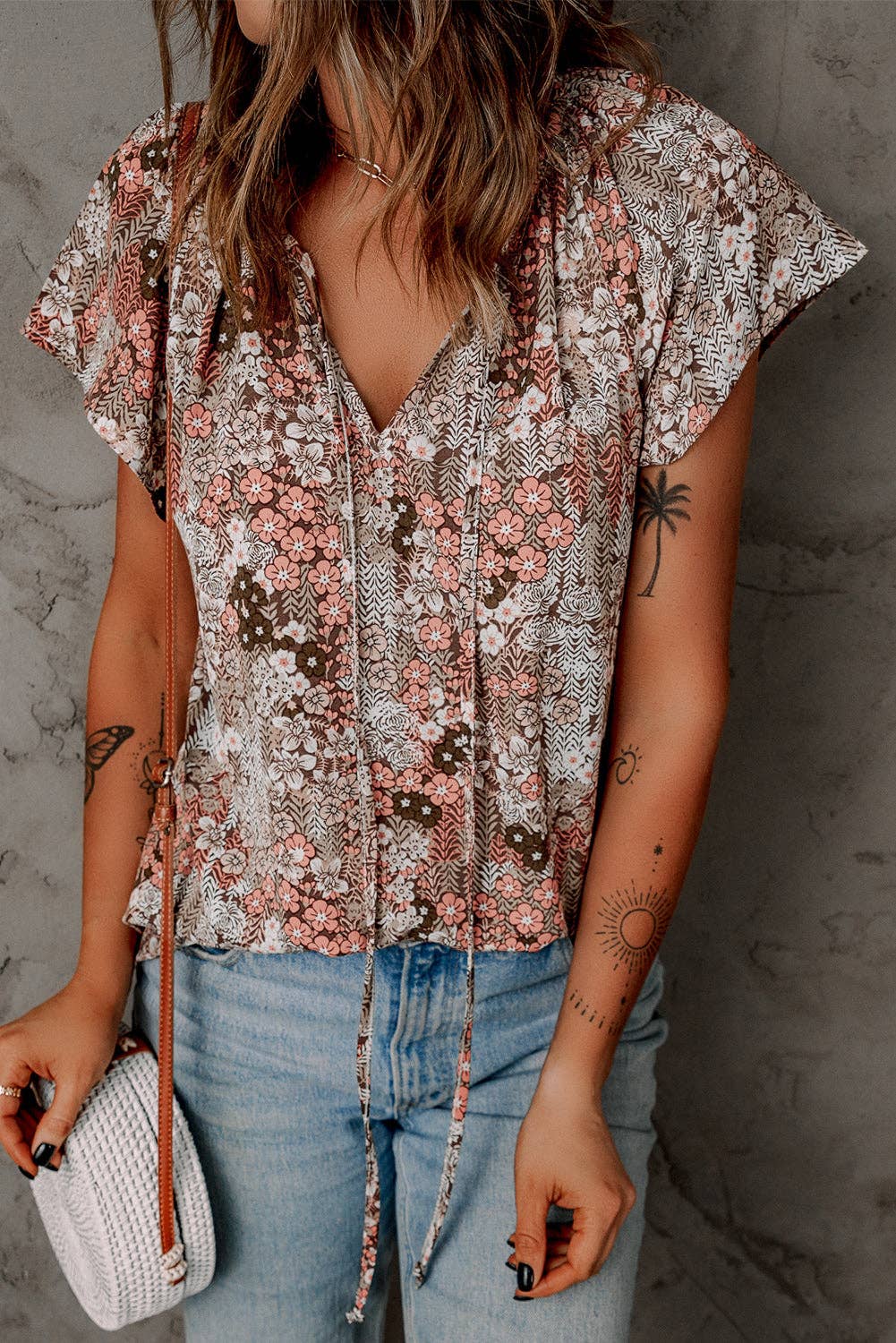 V-neck Short Sleeve Fluttering Blouse