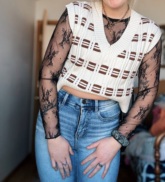 White Geometric Knit V Neck Cropped Sweater Vest
