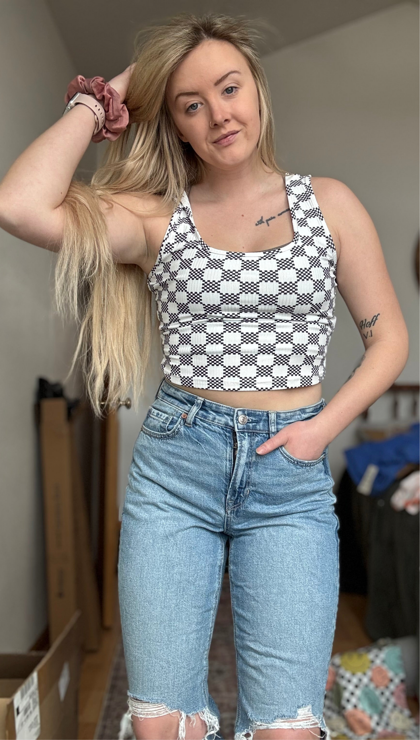 Black Checkered Print U Neck Cropped Tank Top