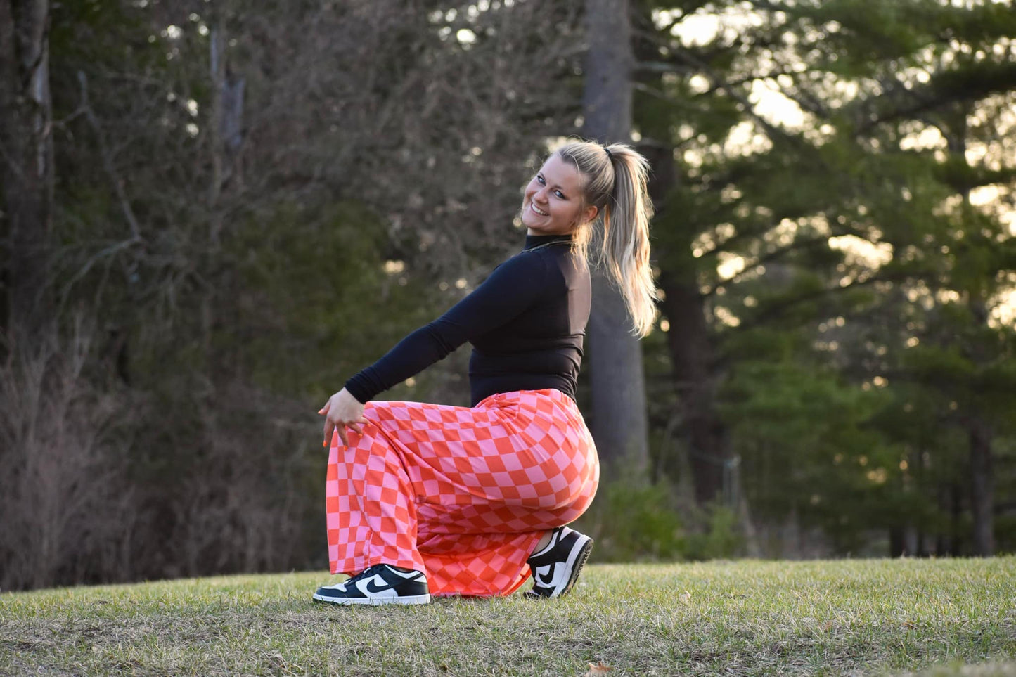 HIGH WAIST CHECKERED STRAIGHT LEG KNIT PANTS