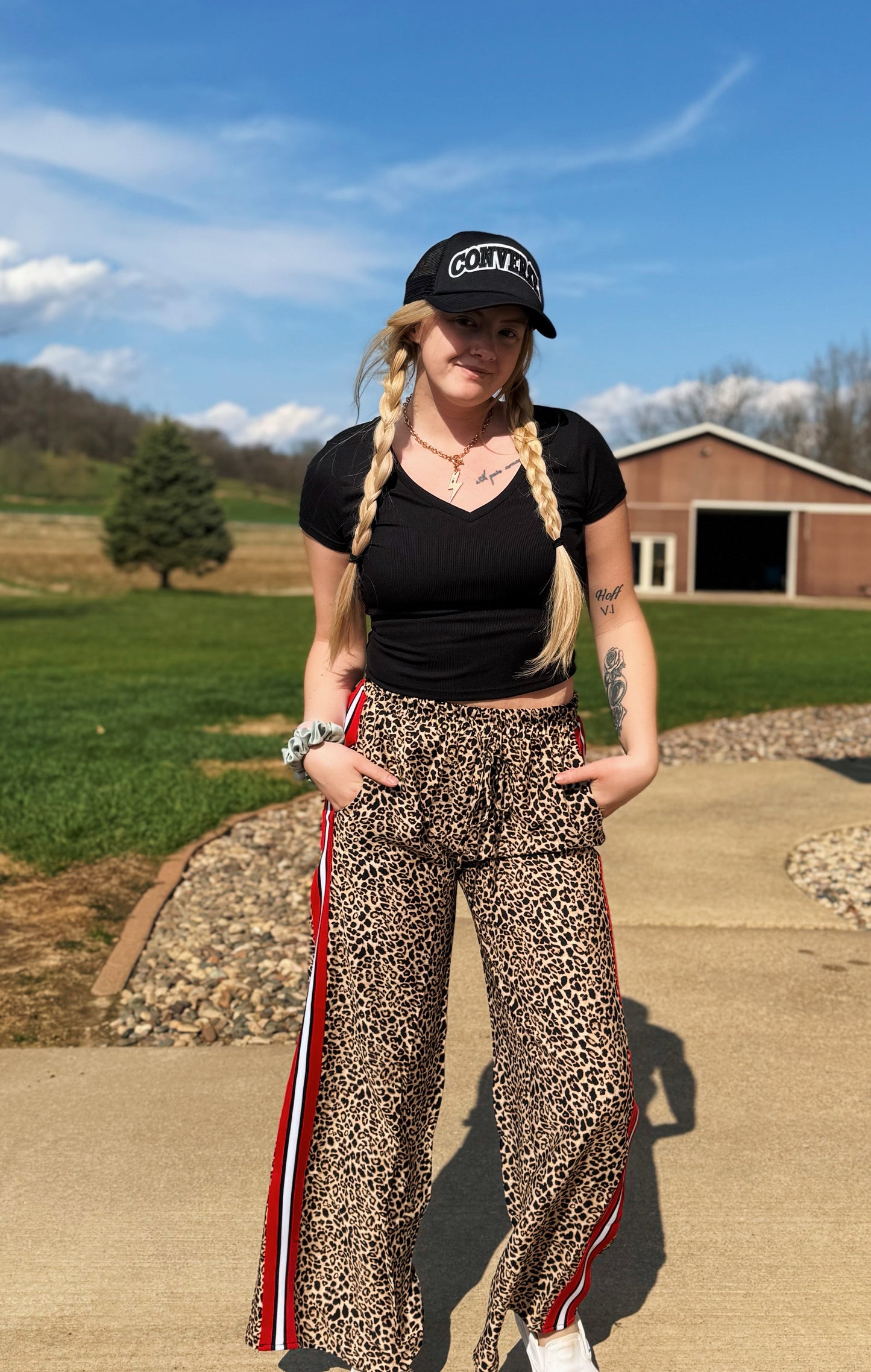 LEOPARD CONTRAST TROUSER RED PANEL