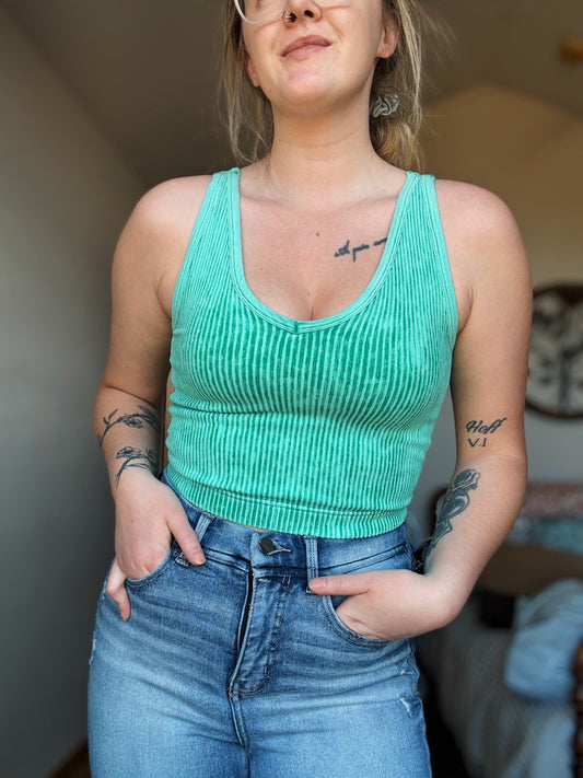 Seamless Rib Crop Tank w/ Removable Bra