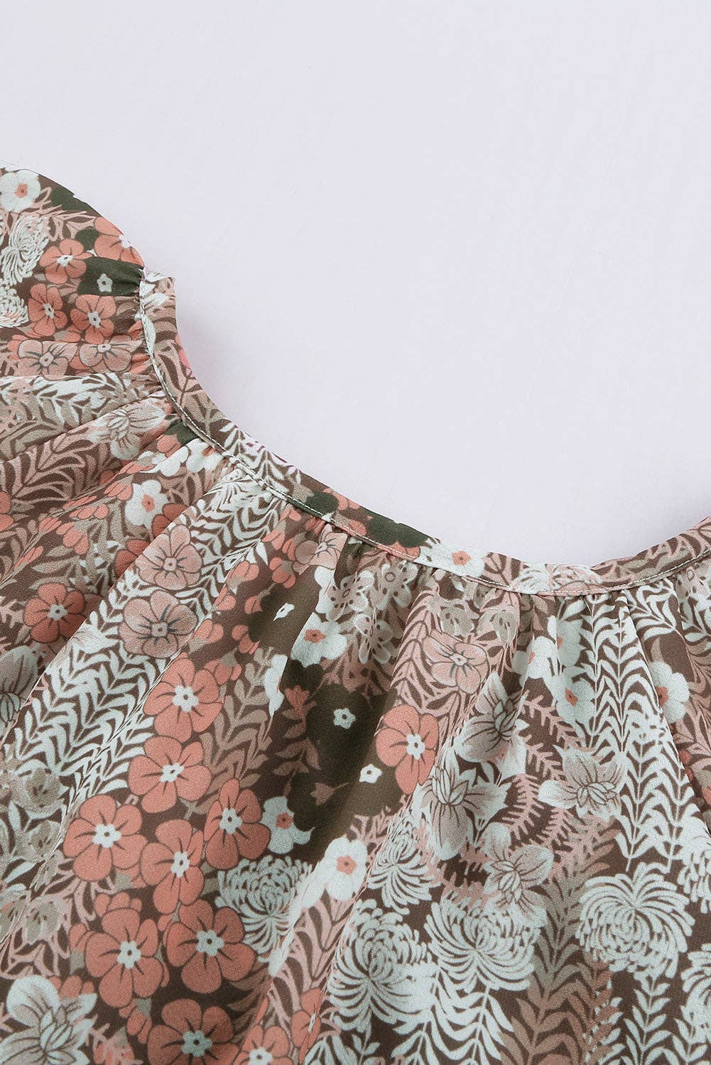 V-neck Short Sleeve Fluttering Blouse