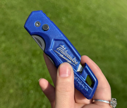 Yamaha Blue Milwaukee Knife