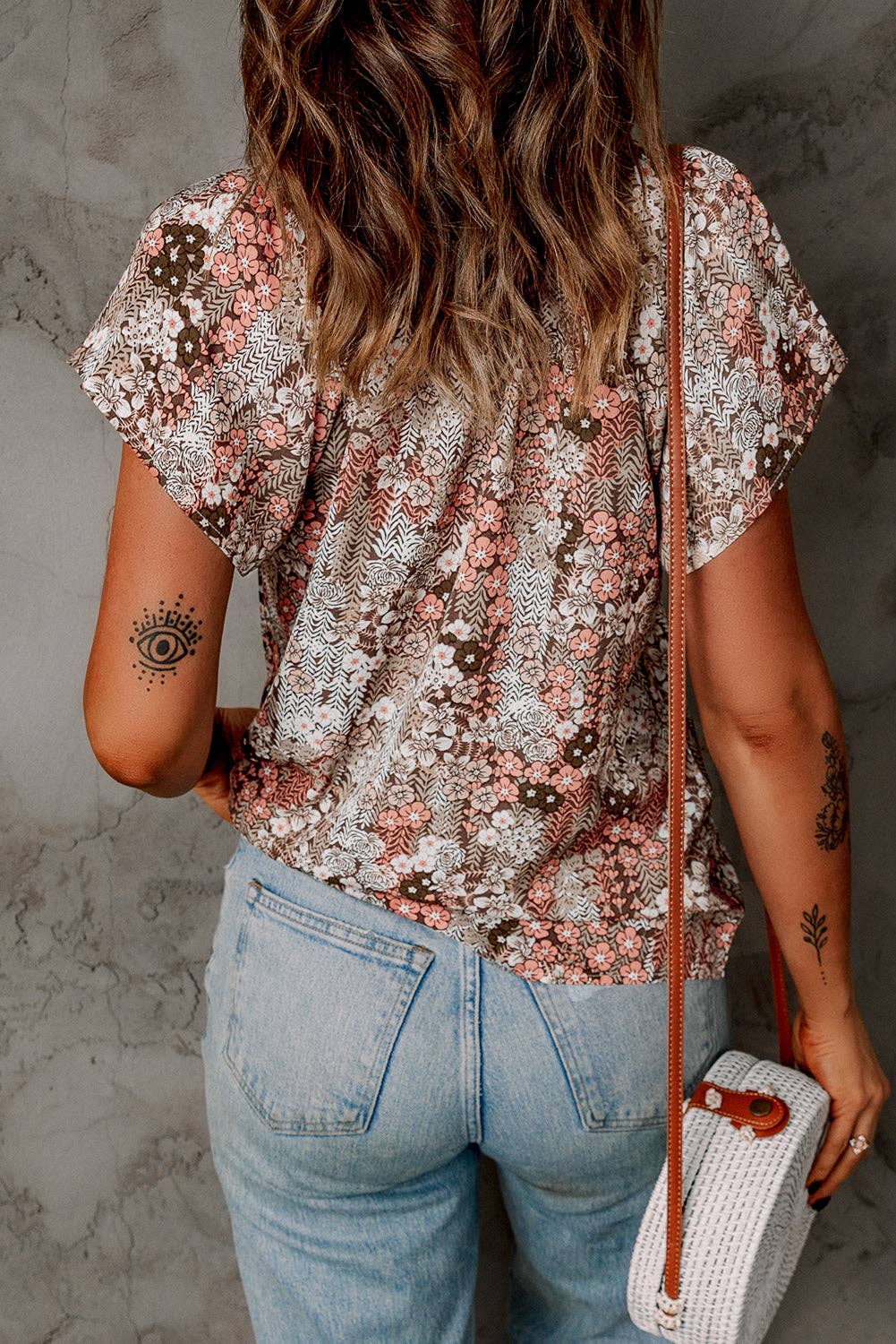 V-neck Short Sleeve Fluttering Blouse